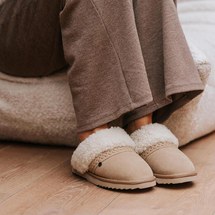 Nhill curley wool ecru thumbnail 1