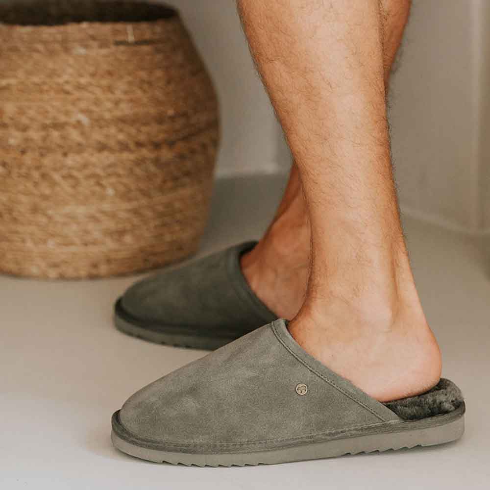 Classic unisex suède olive 1